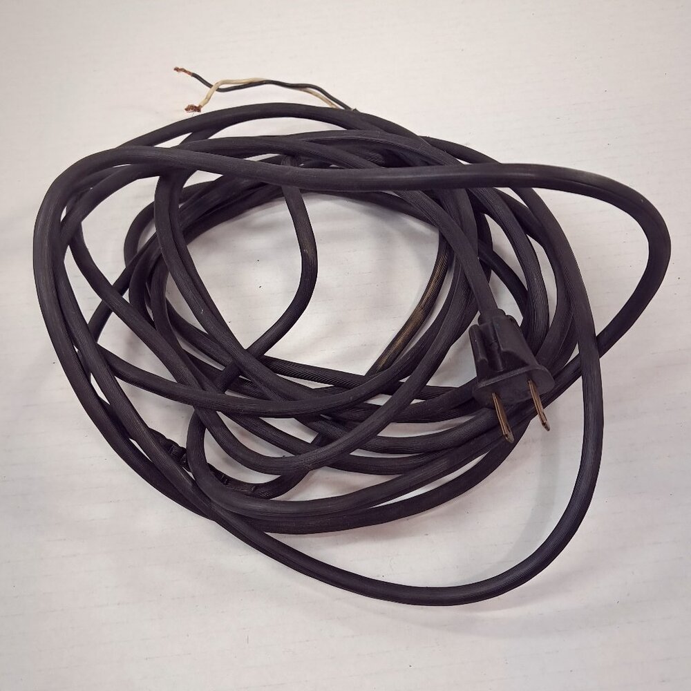 Vintage Eureka 3130 A Mighty Mite Might canister vacuum power cord part 2‎ prong